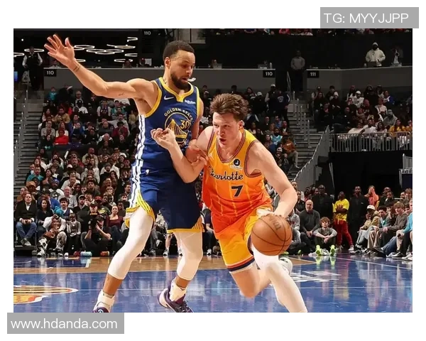 克尼佩尔创下新秀赛季新高单场得分20场次超越库里纪录