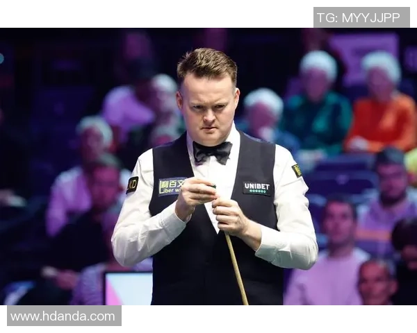 墨菲半场表现惊艳12投8中三分5中8高效斩获21分助力球队进攻